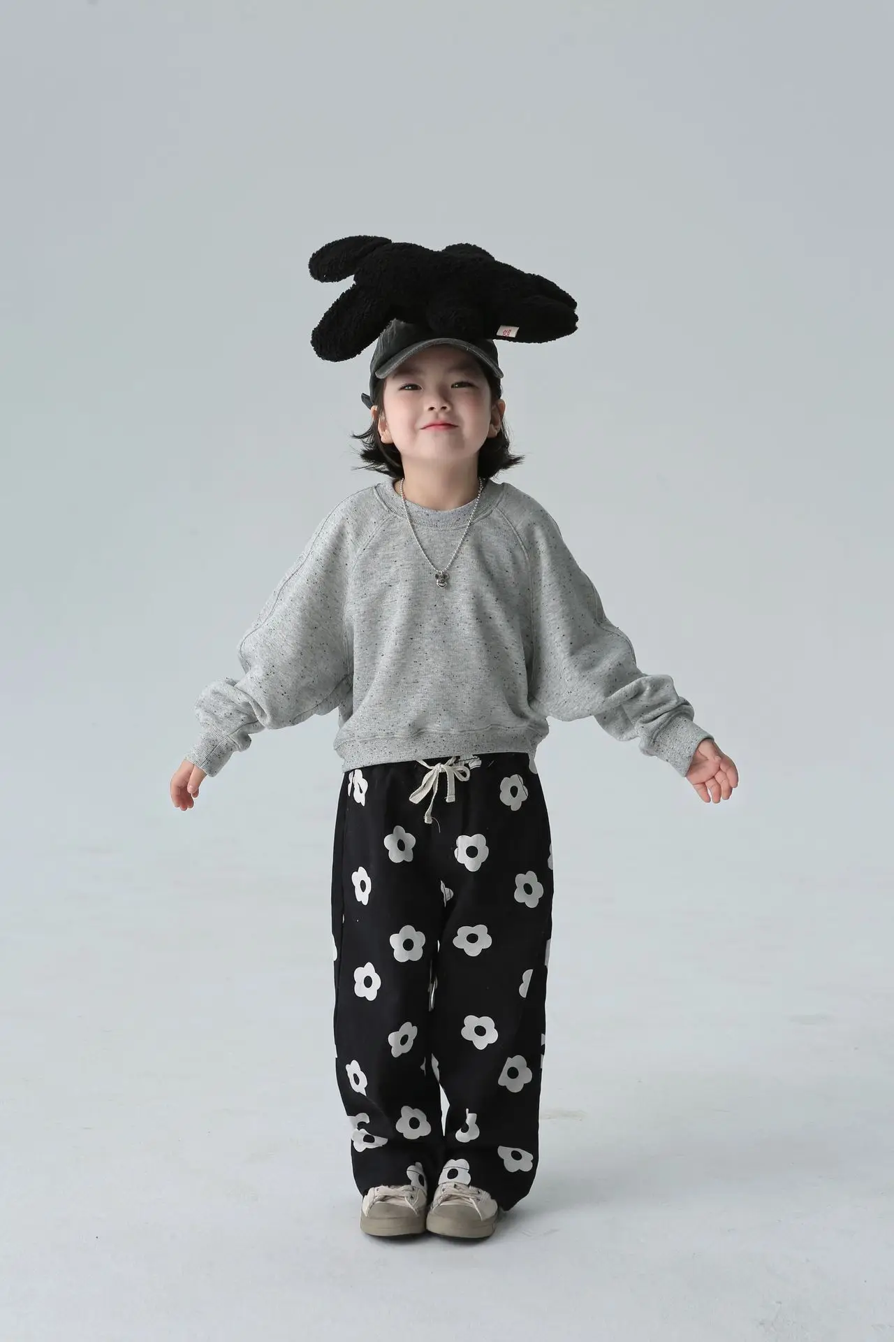 Hoodies Autumn Winter Childrens Clothing Children Head Cover Sesame Dot Sweater Tops Fashion 2024 Solid Round Collar