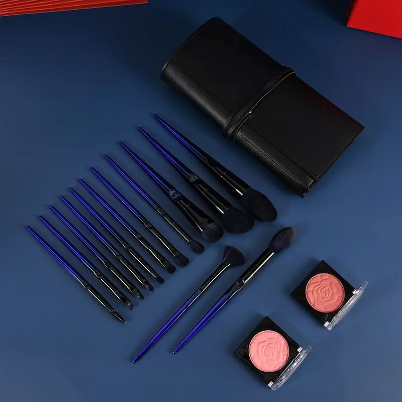 Juego de belleza de brochas de maquillaje Blue Demoness, juego completo de rubor en polvo de sombra de ojos de cerdas súper suaves, contorno para principiantes