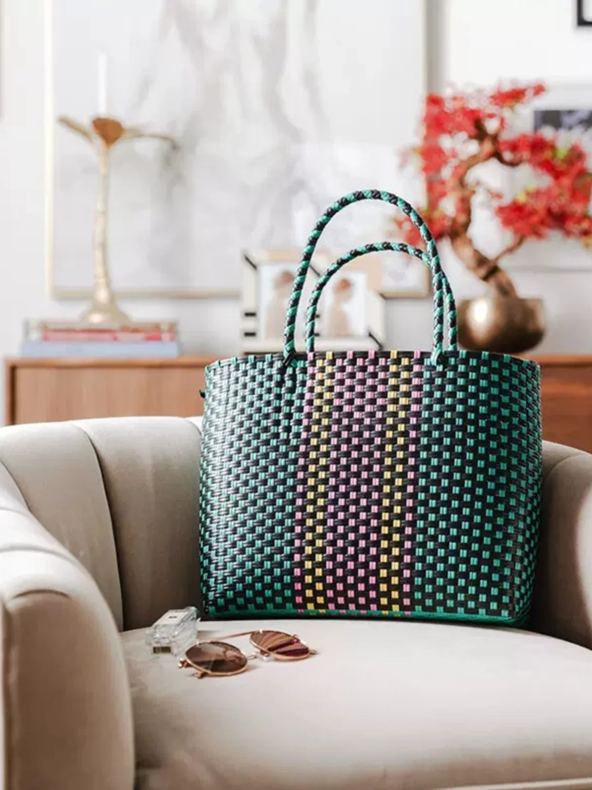 

Hanrted PE Woven Bag Eco-friendly op Basket Picnic Basket Faionable Handheld Basket Small Fre Internet Famous S...