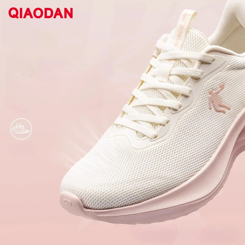 QIAODAN Women Mesh Running Shoes 2025 Summer Cushion Wearable Breathable Lightweight Hardwearing Training Shoes QXB022252221R