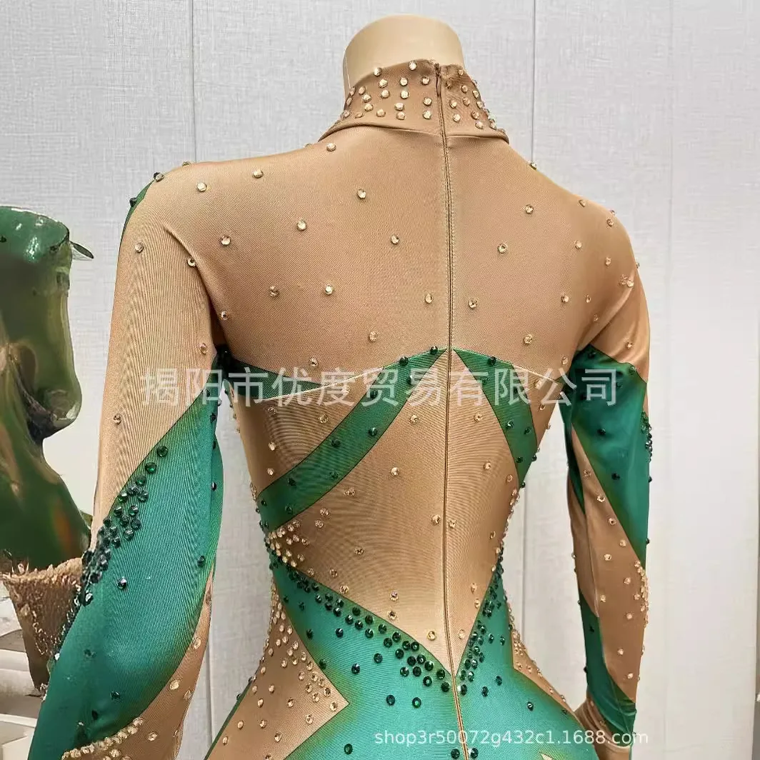 섹시한 타이트 DJ 칵테일 파티 니치 장갑 일체형 가수 나이트 생일 파티 공연 반원형 그린 베스티도 럭소 페스타