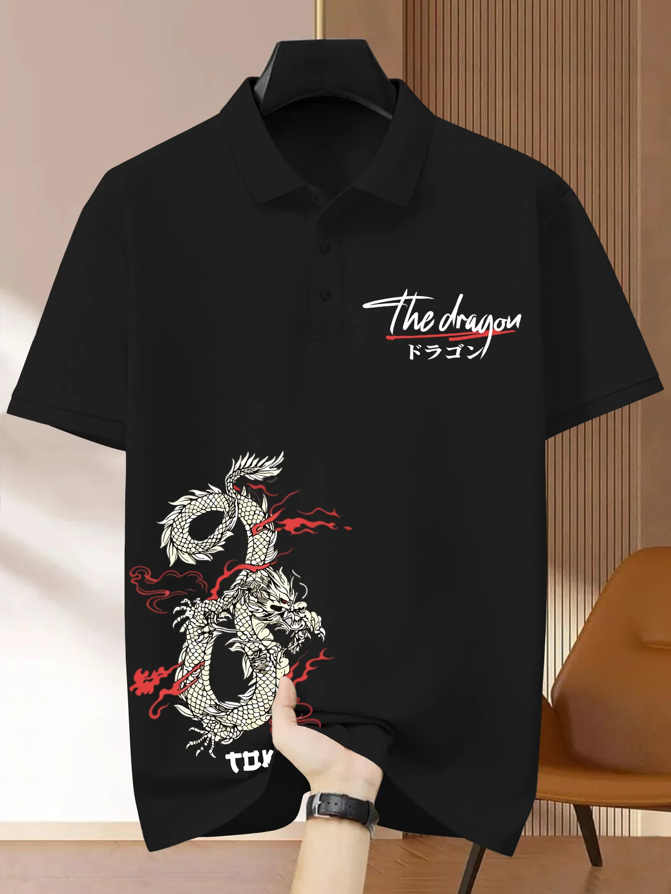 New Men's Short Sleeved Polo Shirt with Trendy Feng Shui Ink Dragon and Handwritten Small Print Polo Shirt