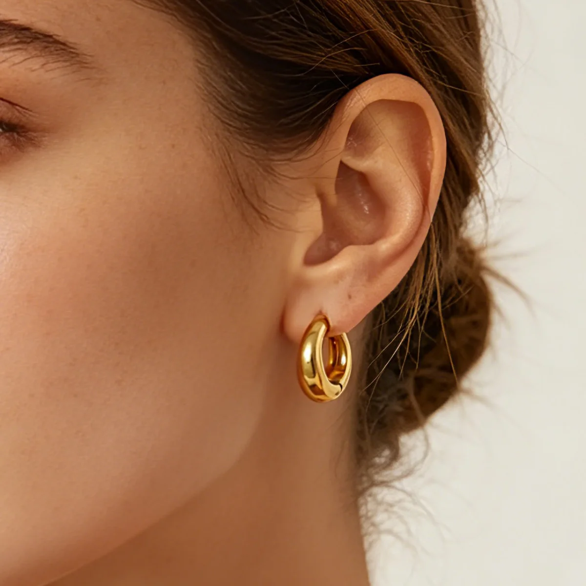 Minimalistische 18K vergoldete Edelstahl-Creolen für Damen, Trend 2026, modische Ohrschmuck-Accessoires, Geschenk