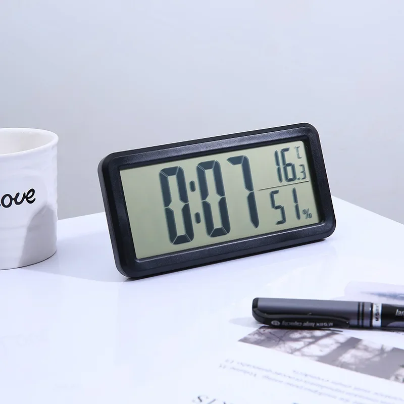 Digital Alarm Clock Simple Table Clock Battery Powered LED Electronic Clock Desk Decorations for Living Room Bedroom