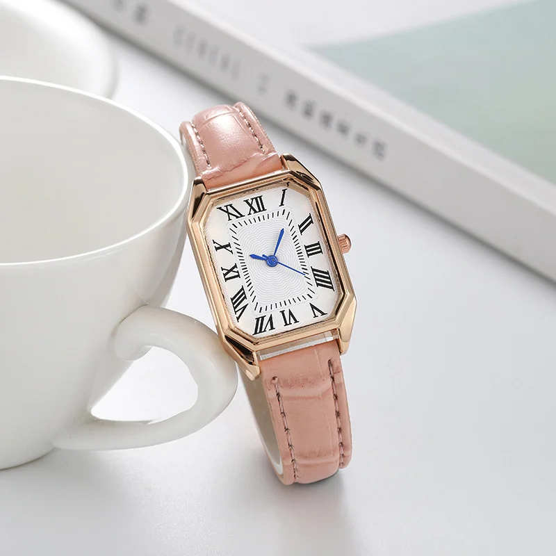 2022 new market best-selling Douyin digital sweet small square ladies small belt watch 2