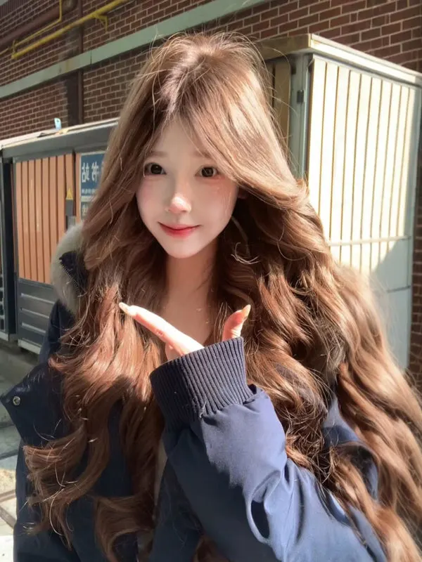 

Корейская утепленная хлопковая куртка с капюшоном: уникальная, стильная верхняя одежда для зимы, свободный крой, длинный рукав, застежка-молния