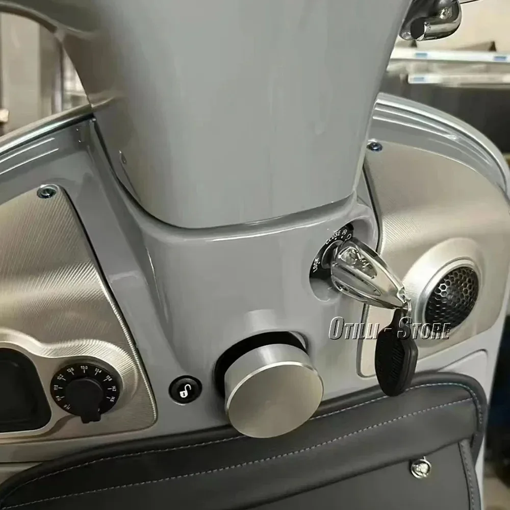 Akcesoria motocyklowe do pedałów aluminiowych Piaggio Vespa 2024 - zapasowy chip klucza i części modyfikacyjne