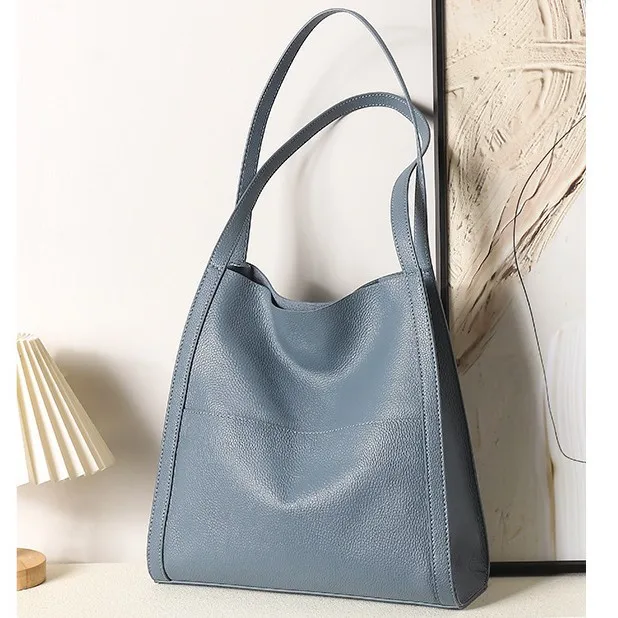 

100% Genuine Leather Unique Leisure Diaper Bag Shoulder Handbag with Stroller Straps Fashionable Mom Purse