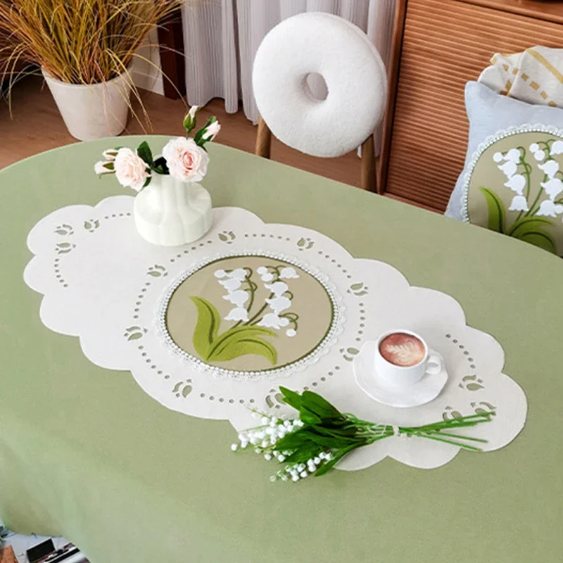 Chenille Tablecloth Elegant Lily-of-the-valley Embroidered Coffeetable Cover Cloth Home Decoration Oval Diningtable Placemat