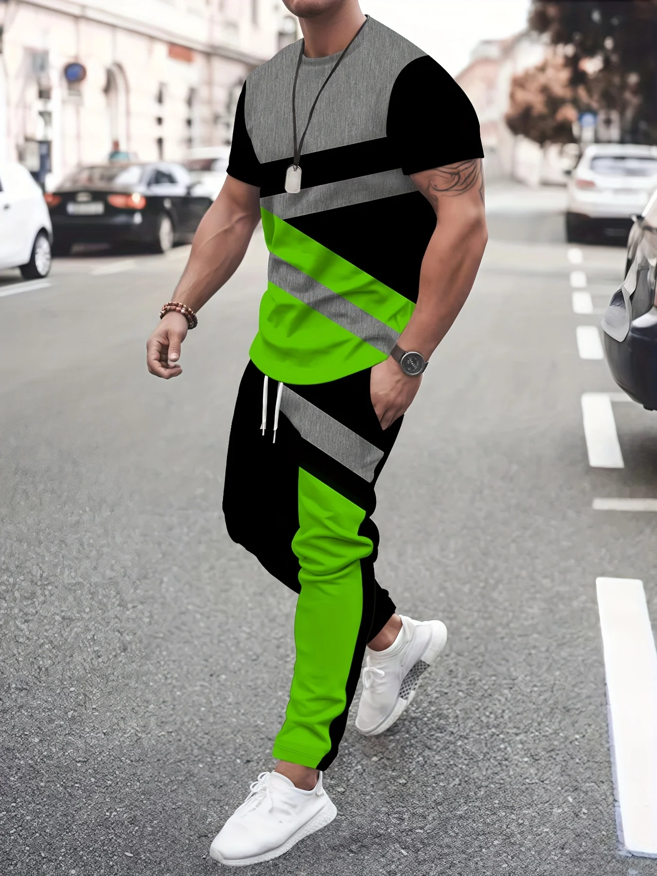 

The new men's set for the summer of 2025 features 3D printed striped patterns which are casual fashionable soft and comfortable