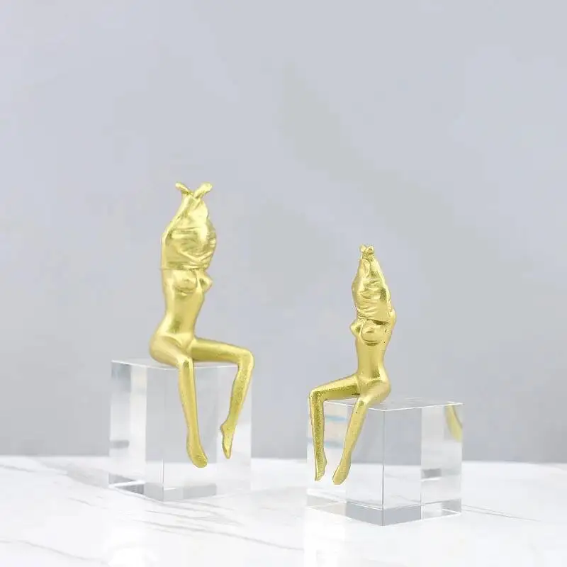 Abstract Metal Figure Sculpture Artistic Nude Female Figurines Glass Base Stripping Lady Metal Home Decoration Accessories