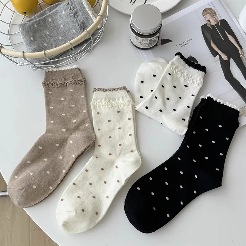 Kaus kaki wanita renda putih musim gugur tabung tengah kaus kaki hangat katun Harajuku Retro Polka Dot Ruffle gadis hadiah nyaman gaya Preppy