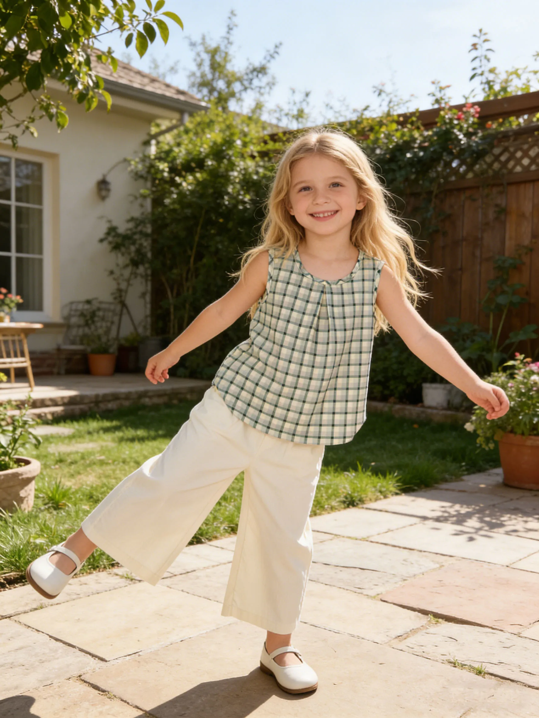 Girls' long pants set for spring and summer, fashionable checkered vest, loose wide leg pants, children's outdoor casual wear