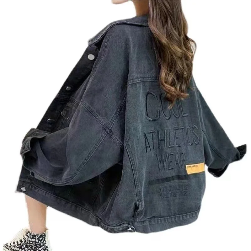 Jaket Denim hitam longgar kasual 2024 jaket Jeans kebesaran pacar wanita jaket jins bordir huruf pakaian jalan pakaian luar wanita