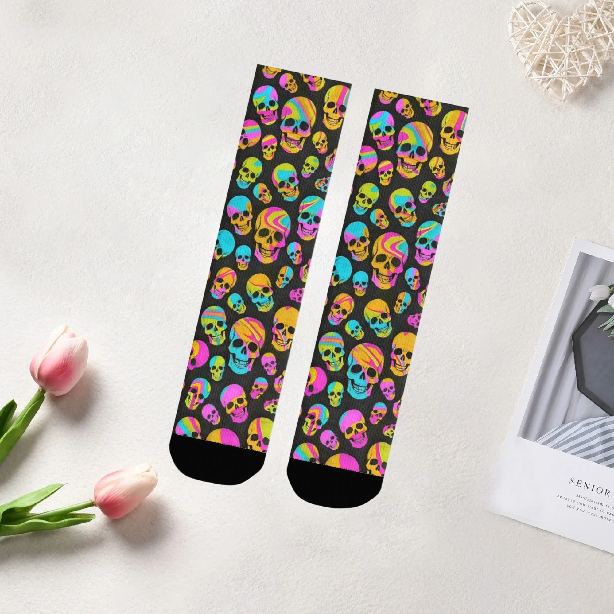 Gradient Neon Skull Socks Durable Lightweight Wrinkle-Resistant Cycling Hiking Camping Retro Trendy Street Hip Hop Graphic Socks