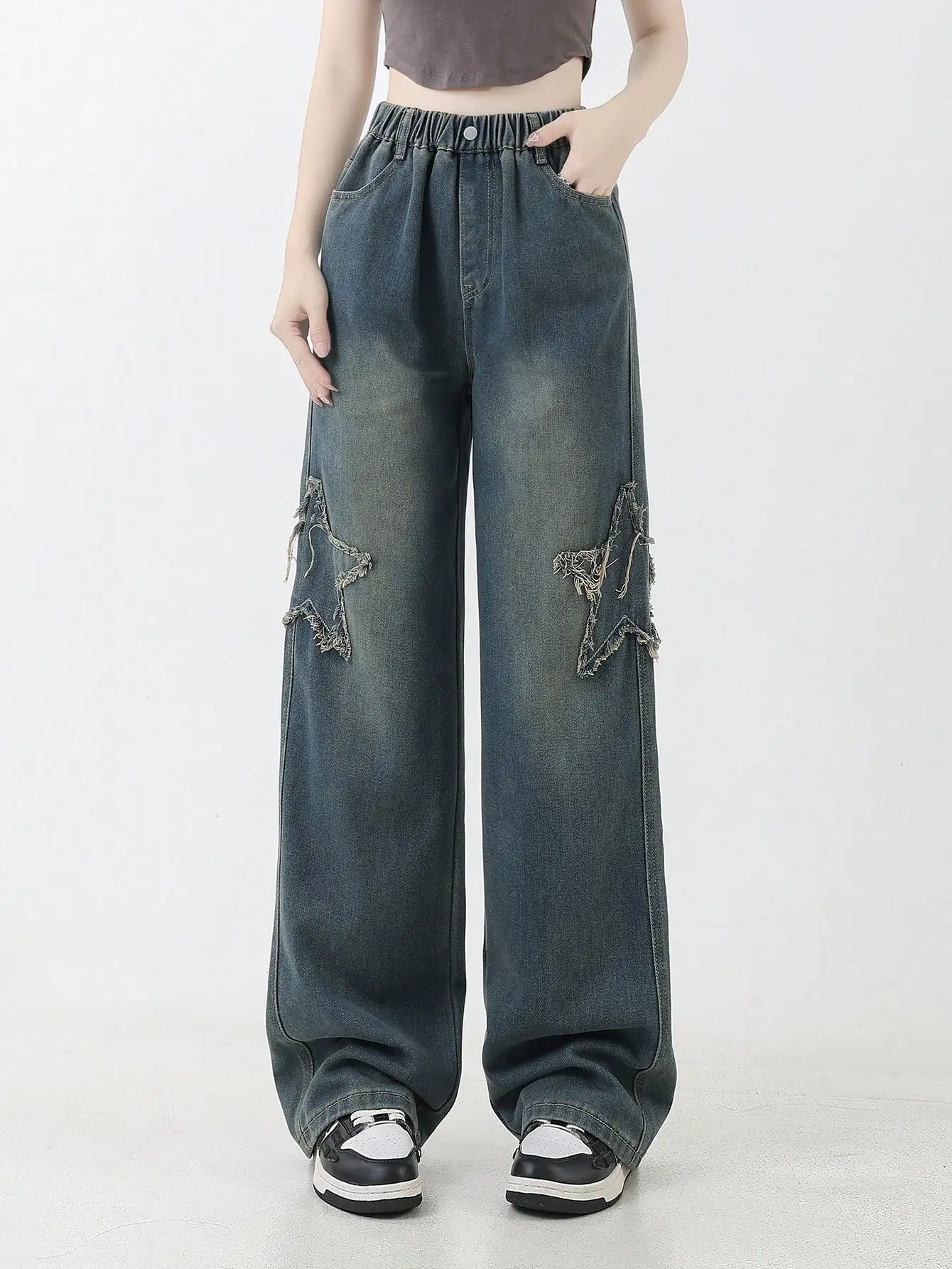 

Teenage Straight Leg Jeans with Star Embroidery Trendy Loose Long Wide Leg Pants for Preteens And Teen Girls