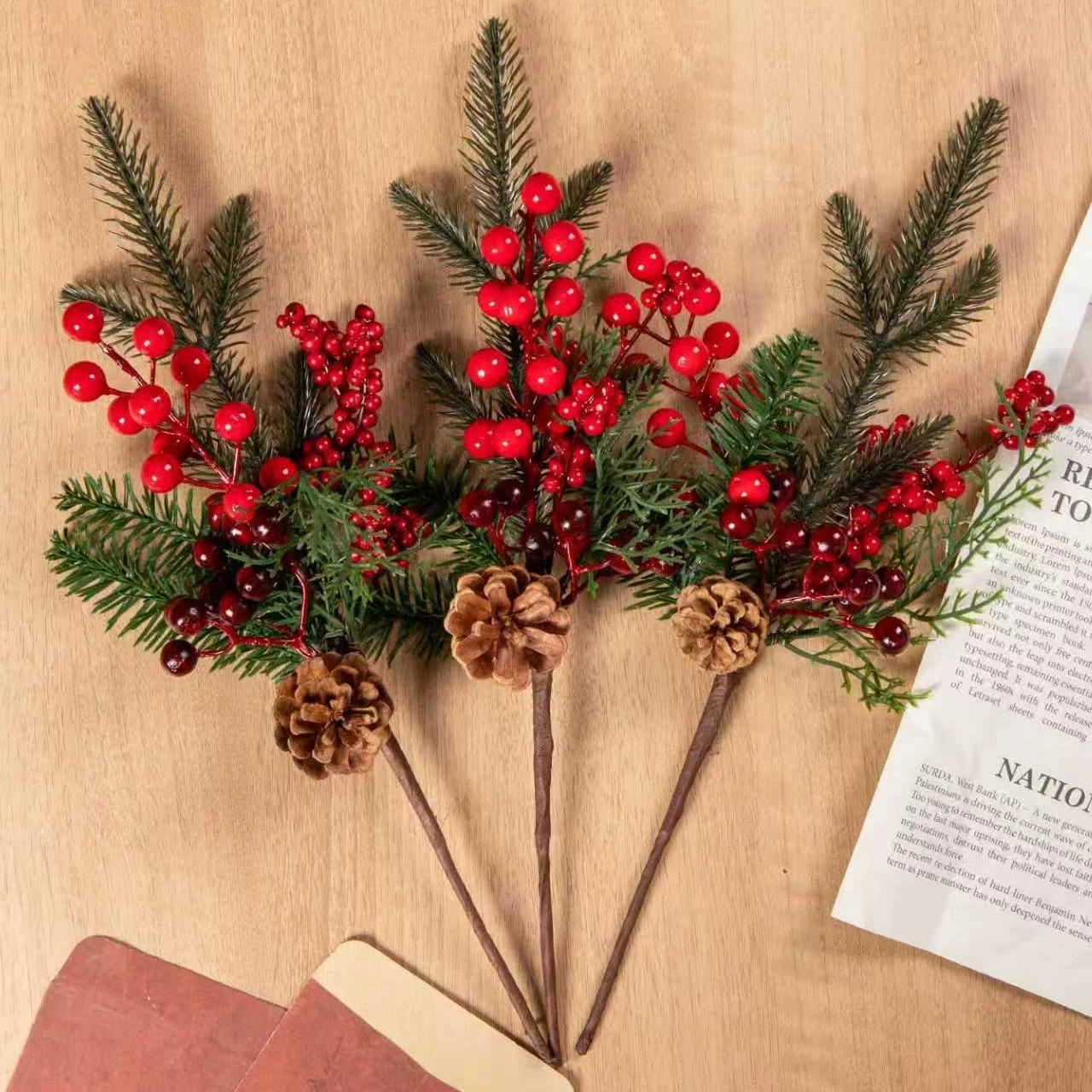 

Artificial Plants Red Fruit Branch Christmas Tree New Year Home Room Vase Table Decor Outdoor Garden Bonsai Wedding DiyGifts Box