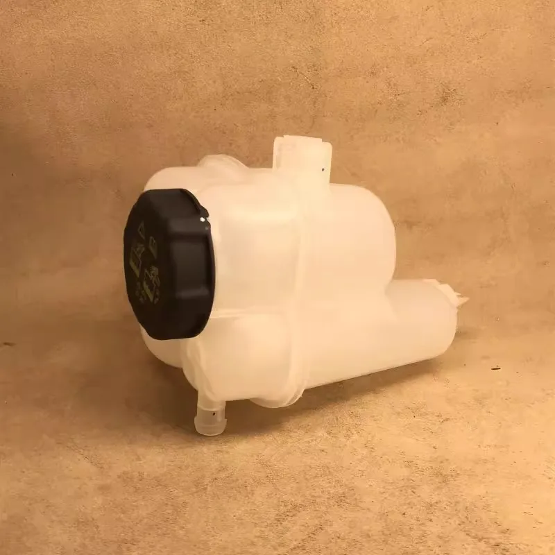 

High quality Radiator Resevior Radiator Expansion Tank For Great Wall HAVAL H6 3rd H6S DARGO 1311100XGW01A