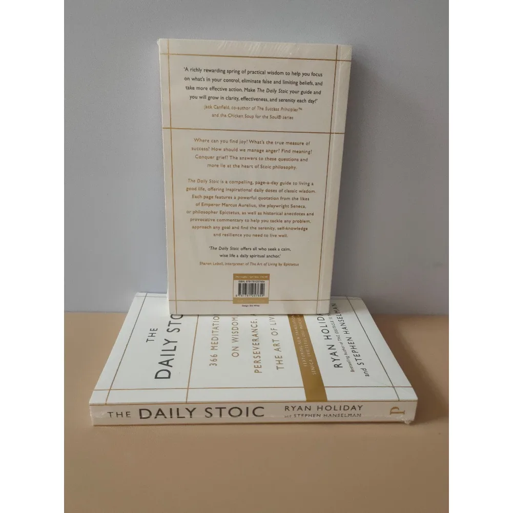 The Daily Stoic بقلم Ryan Holiday 366 Meditations on Wisdom Perseverance and the Art of Living Book Libros