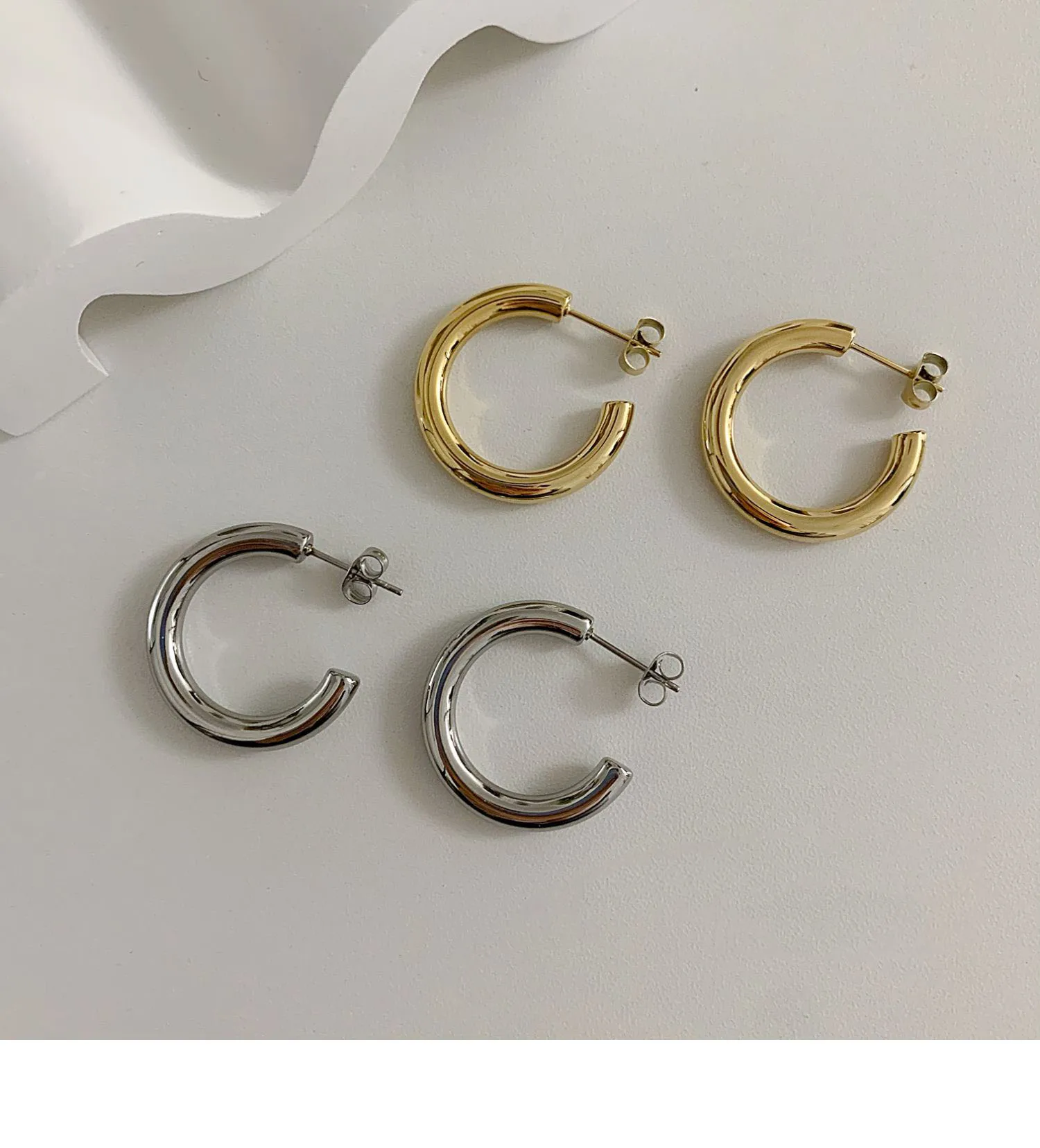 Titanium With 18k Gold Solid CC Hoop Earrings Women Jewelry Party T Show Gown Runway Rare Top Boho Hiphop Korean Japan Trendy