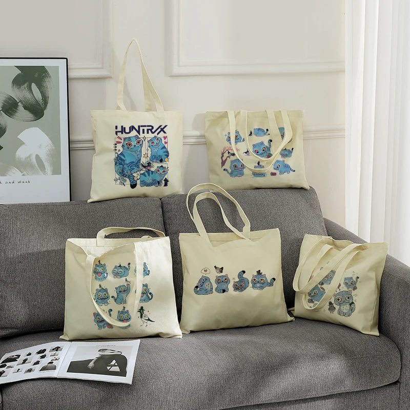 

HUNTRX Adventure Theme Handbag, Derpy Tiger & Bird Emotional Quotes Fusion, Tote Bag for Women Rebellious Fun KPop Culture Style