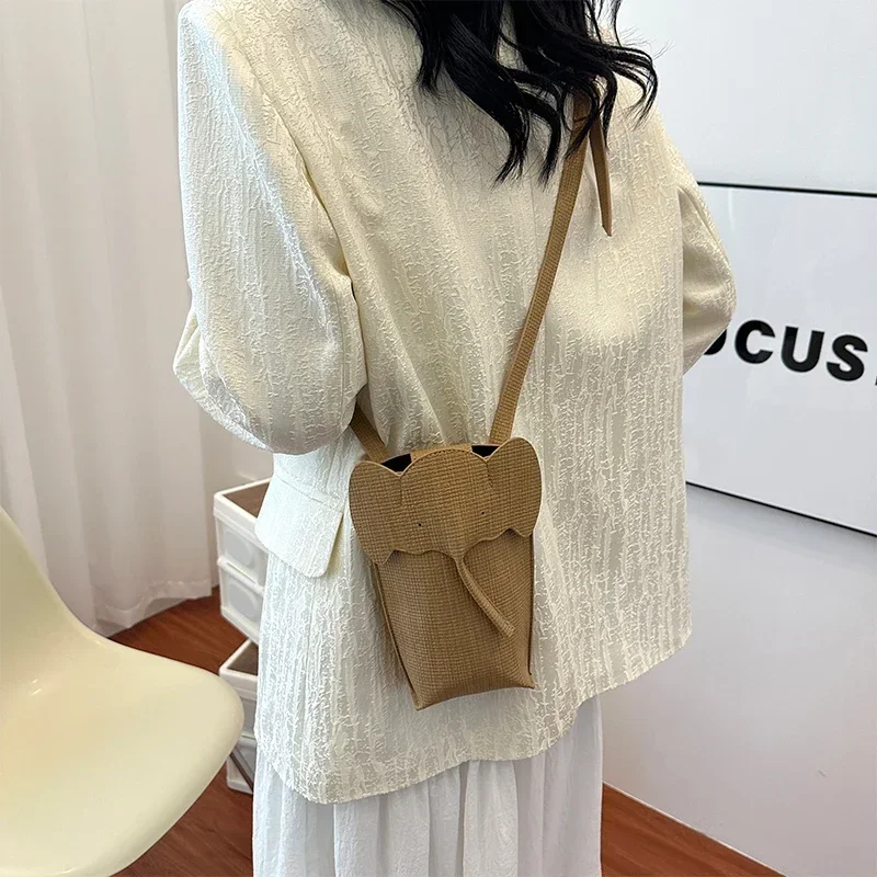 

2024 New Niche Design Mini Versatile Crossbody Bag Summer Exquisite Texture Mobile Phone Bag Little Elephant Bag for Women