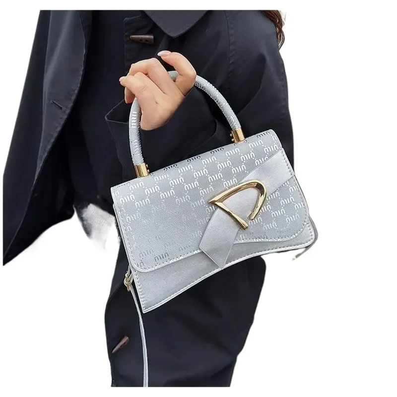 Small square crossbody shoulder bag for women fashion solid color splicing design portable commuter accessory made of premium view 2