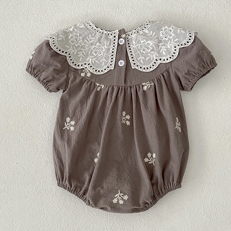 ملابس الطفل الصيف ملابس لحديثي الولادة الأزهار رومبير الفتيات المطرزة حللا من القطن قصيرة الأكمام Sunsuits 0-2Y ثوب فضفاض للأطفال الرضع