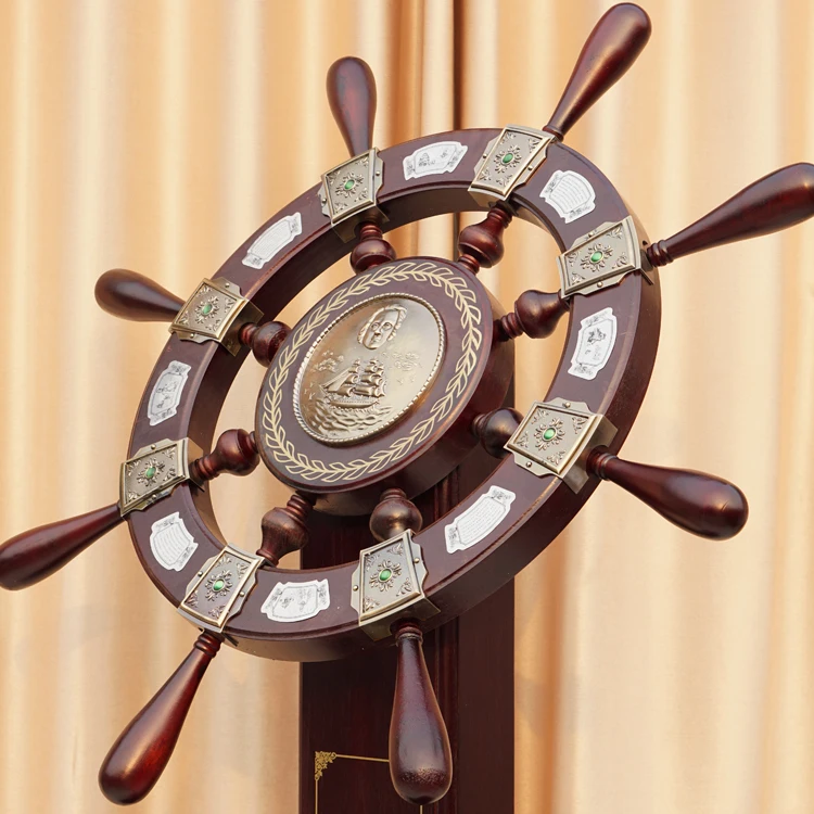 Grand ornement de sol pour timonnier pilote