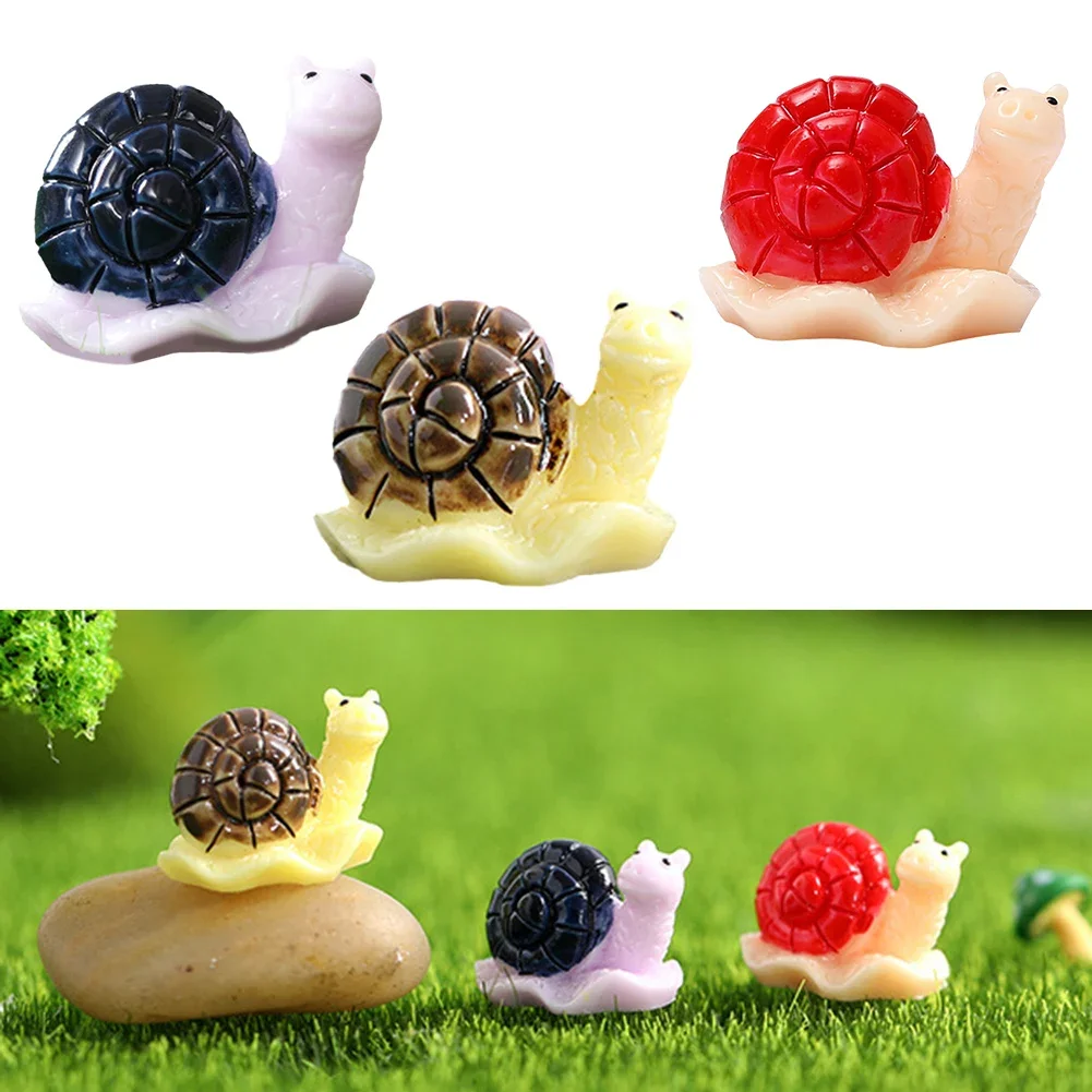 Resin Small Snail Figurine Garden Decoration Cute Animal Kawaii Snail Model Creative Simulation Mini Ornament Outdoor