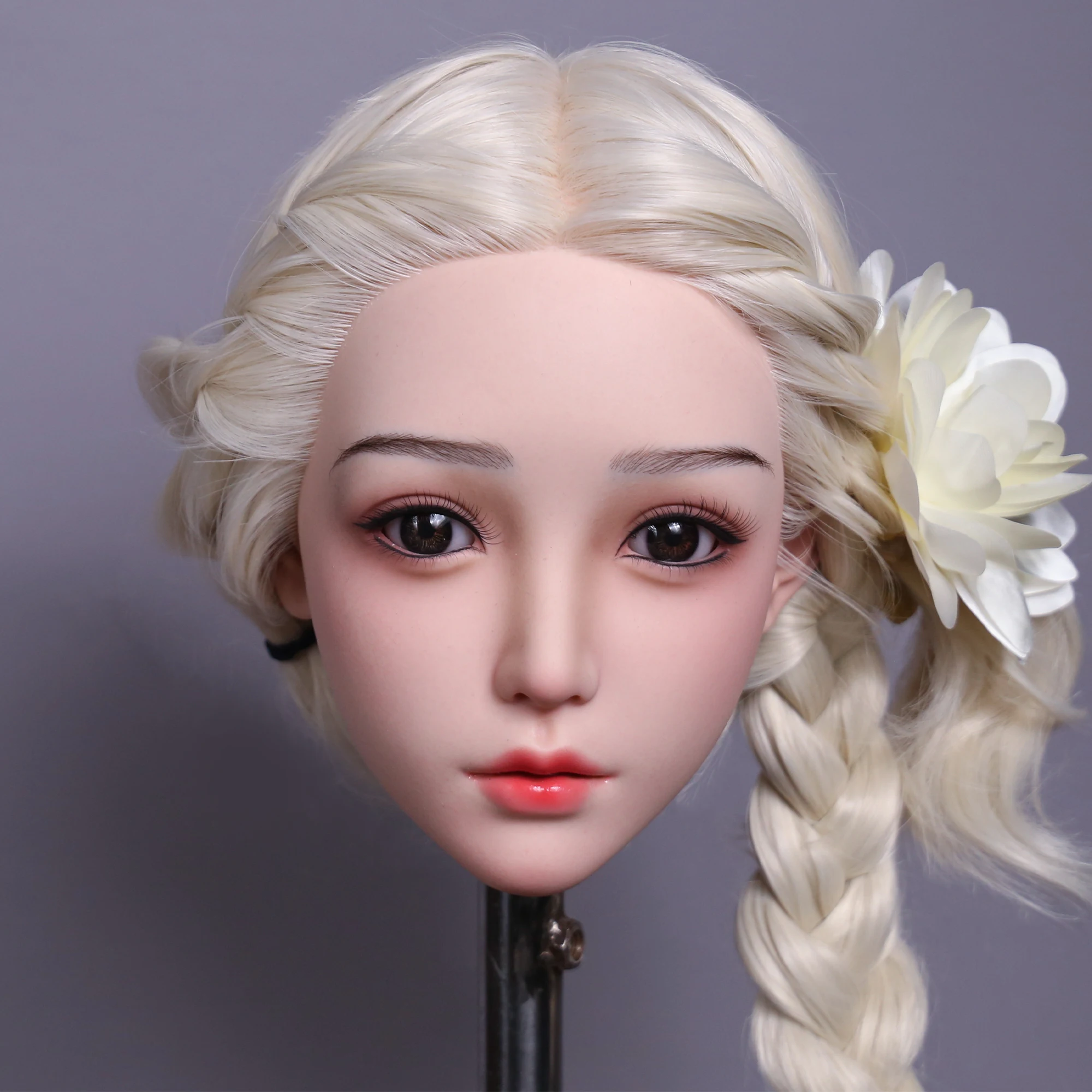 

The 2025 new silicone hairstyle allows you to open your mouth for hair and eyebrow transplantation, creating a delicate makeup l