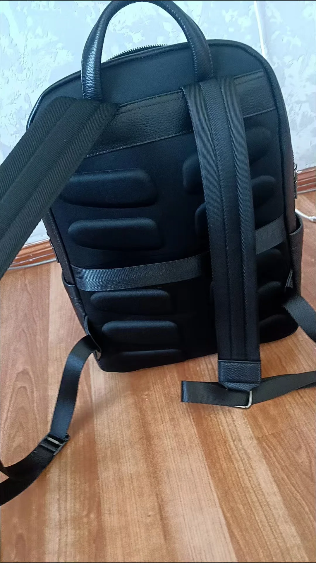 New Luxury Brand Real Cow Genu - Streetwear Brand Backpack 评论和价格