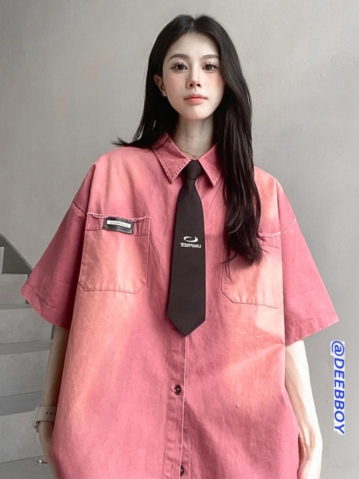 

Dopne Pink Denim irt Thin ort Sve Men's irt Waed College Sle f Sve Couple's Jaet Breathable Cotton Po...