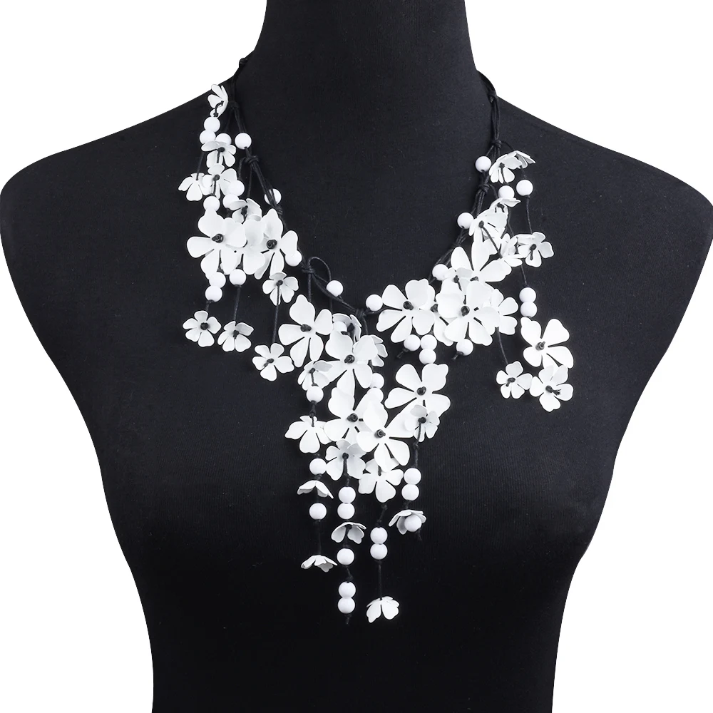 2025 New Vintage Statement Cascading Black Cord Maxi Necklace Women Indian Boho Ethnic White Flowers Beads Pendants Jewelry