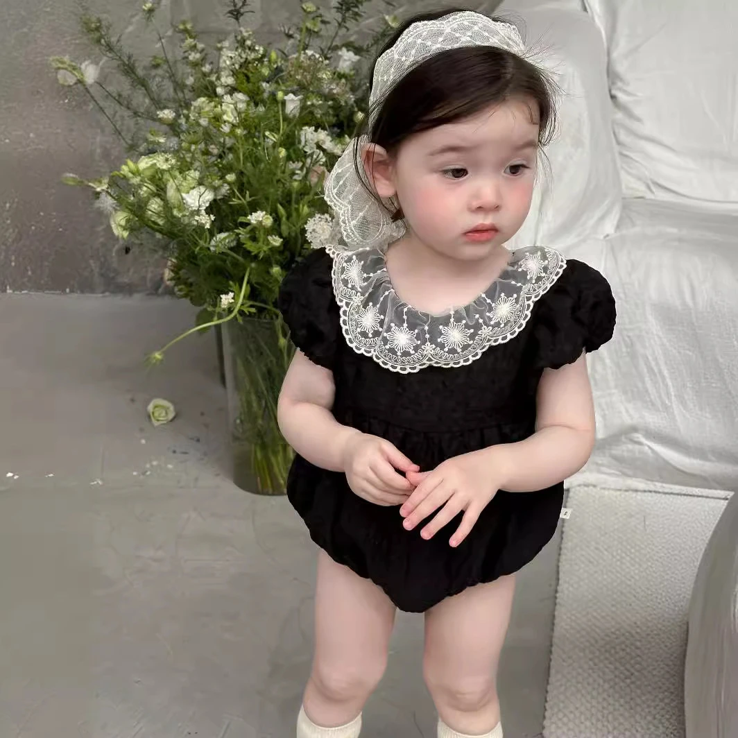 Summer Black and White Climbing Clothes with Lace and Lace for Baby and Children\'s Outdoor Wear Fashionable and Versatile