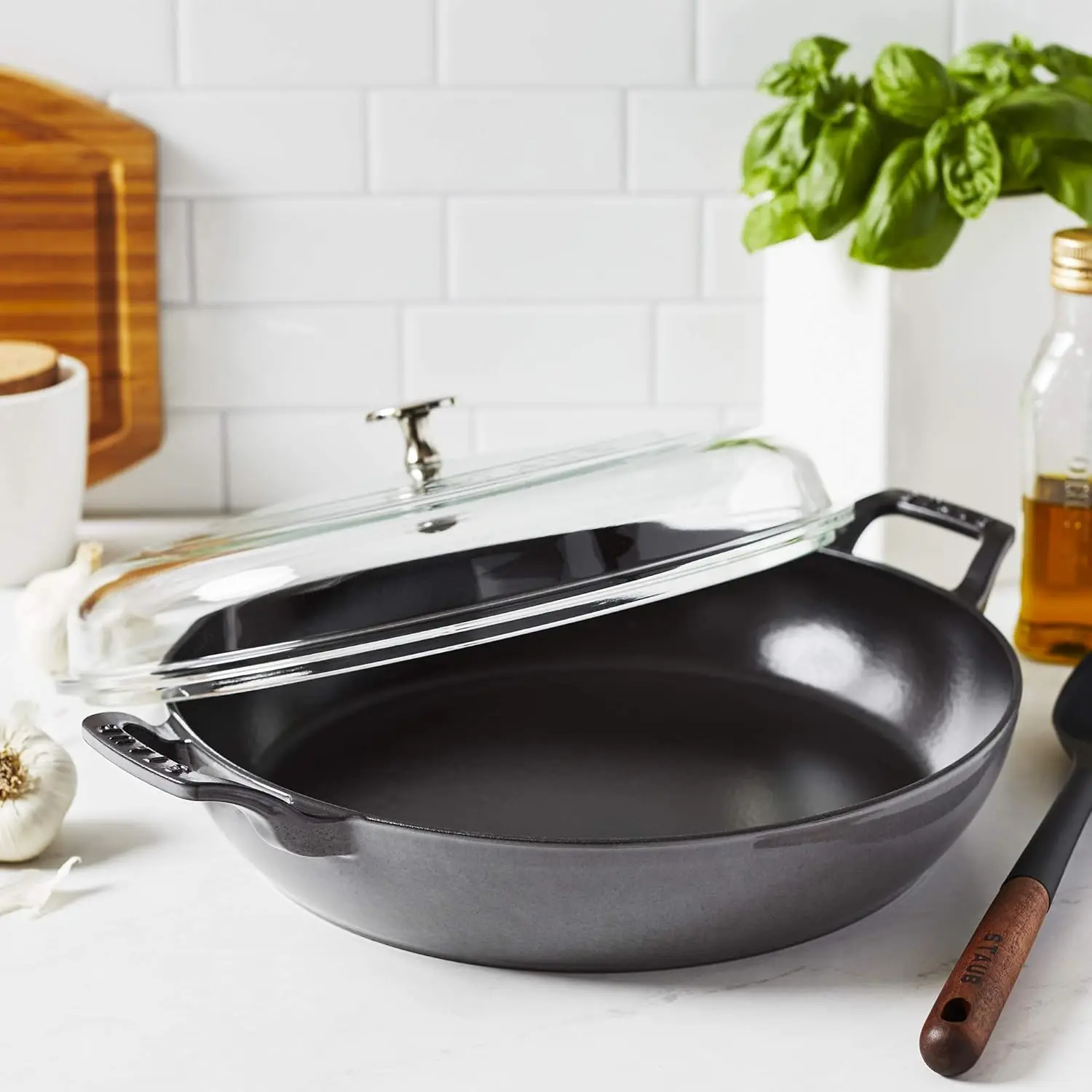 Cast Iron 3.5-qt Braiser with Glass Lid - Graphite Grey