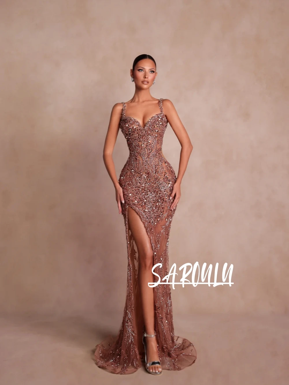 

Blush Sexy V Neck Evening Dress With Side Slit Dazzling Mermaid Beaded Customized Cocktail Gown Modern Sleeveless Prom Wear