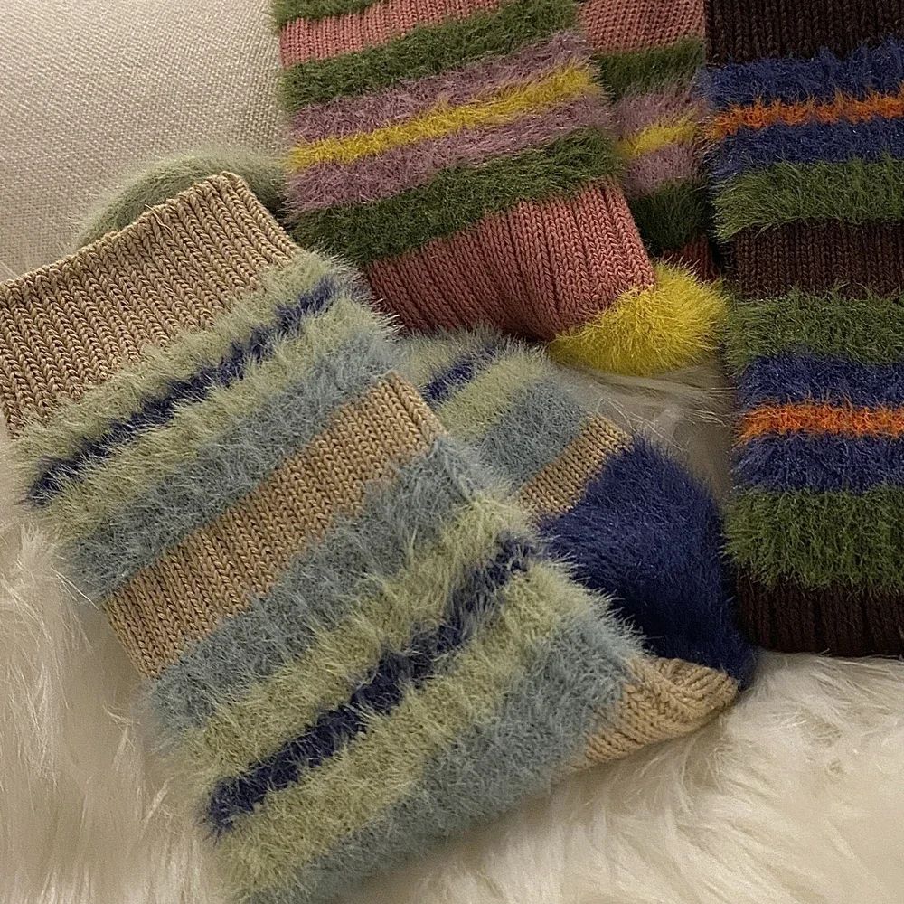 Autumn Women Knitted Retro Sweet Korean Striped Spring Winter Fluffy Warm Socks Home Mid-tube Cotton Thick Thread Needles Furry