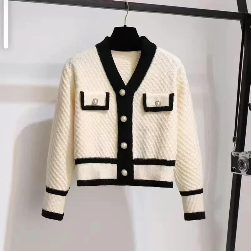 

Autumn and winter small perfume style knitted cardigan long-sleeved V-neck short section 2023 new jacket fashion versatile tops