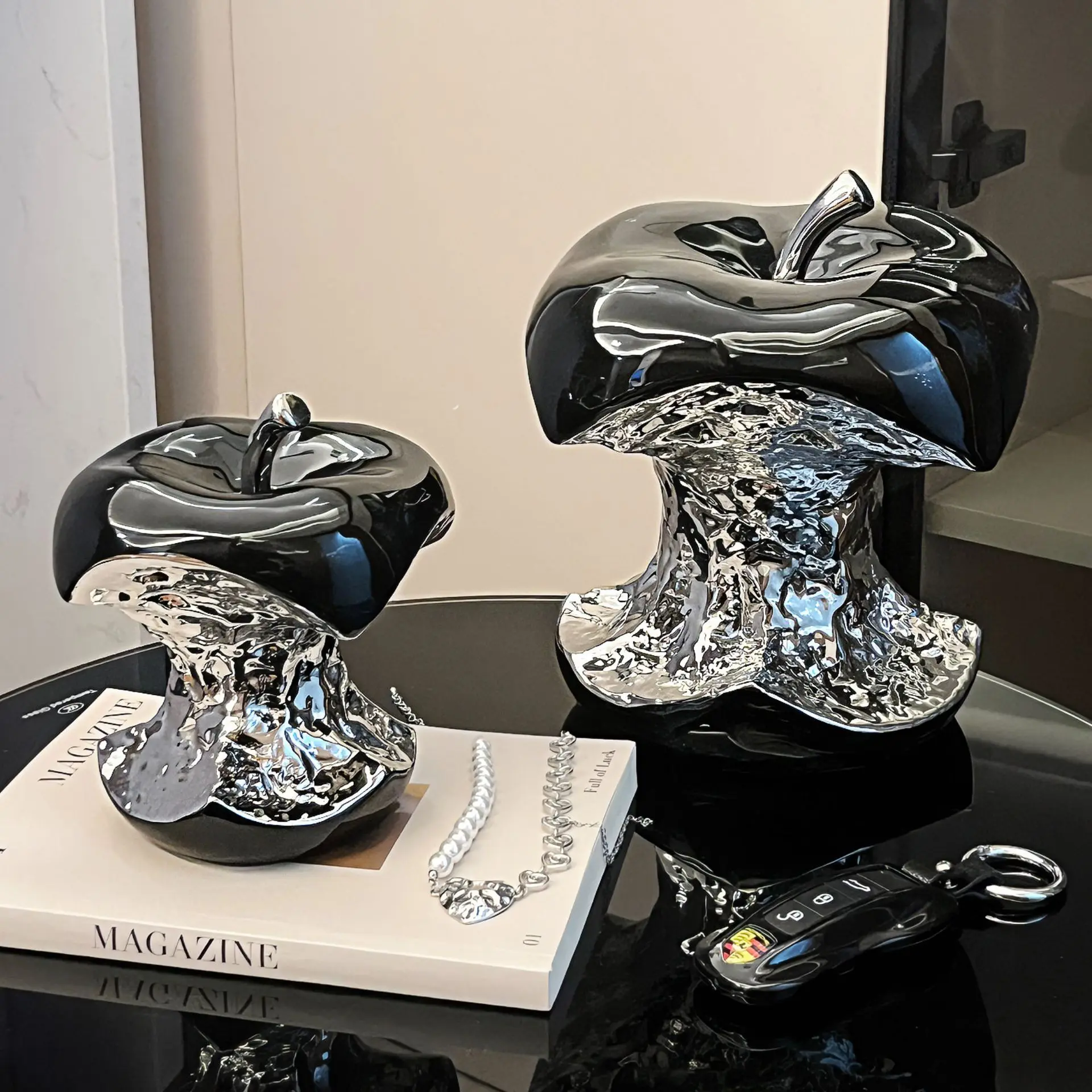 أعمال فنية من التفاح المطلية بالفضة تمثال فواكه مكتب الديكور الحلي الحرف الخزفية النحت غرفة الديكور الجمالي