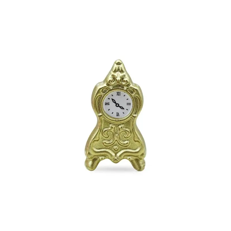 1/12 Scale Dollhouse Mini Vintage Alloy Pendulum Clock, Retro Metal Clock Miniature House Decor Accessories