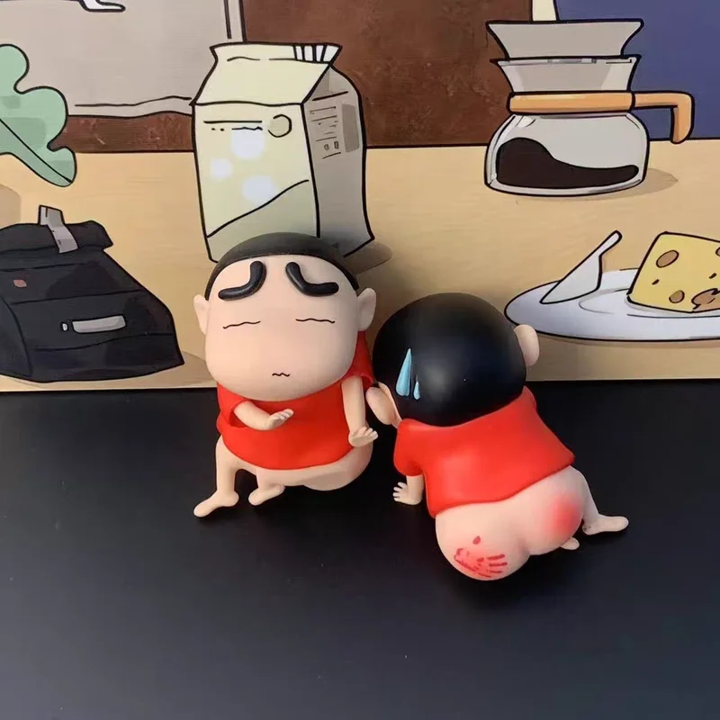 MINISO Crayon Shin-chan figurine carino culo desktop auto ornamento giocattolo trendy modello da collezione personaggio anime merce figura