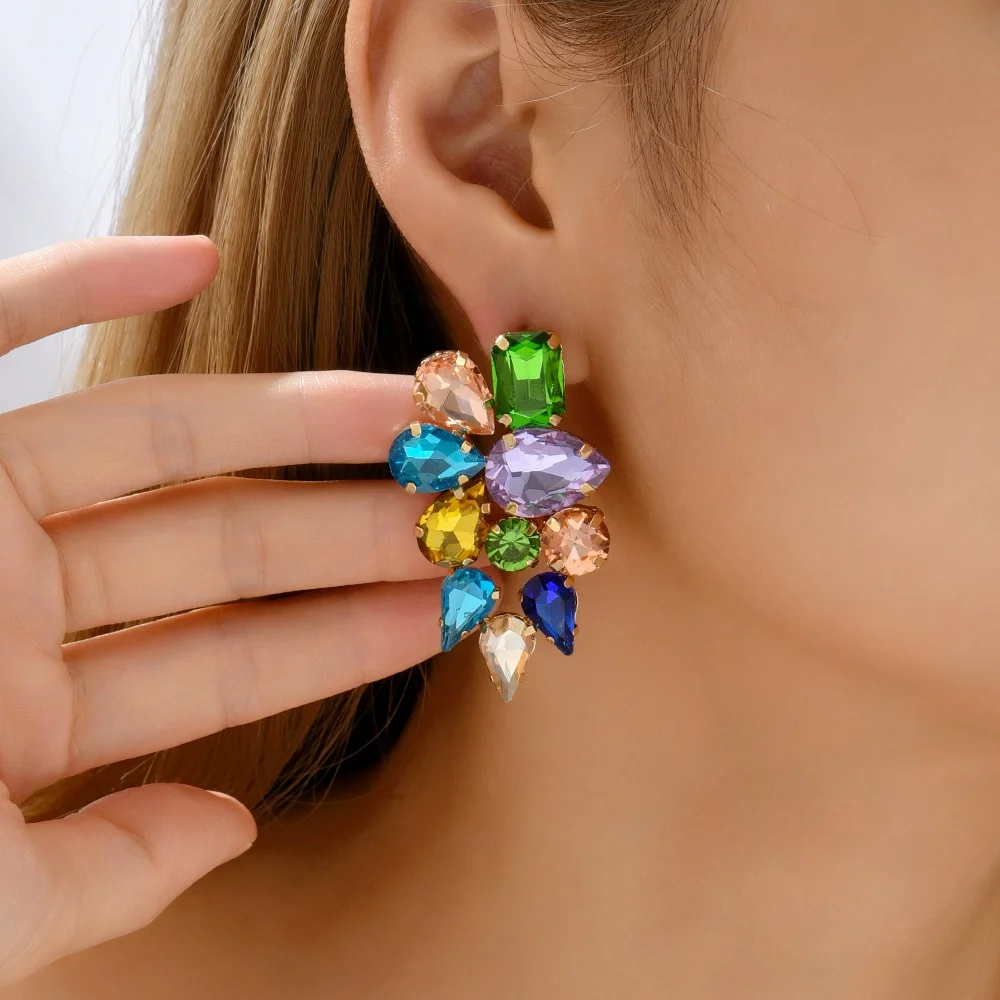 Elegant Luxury Crystal Glass Wing Shaped Stud Earrings For Women Geometric Korean Fashion Popular Charm Jewelry Statement Gift