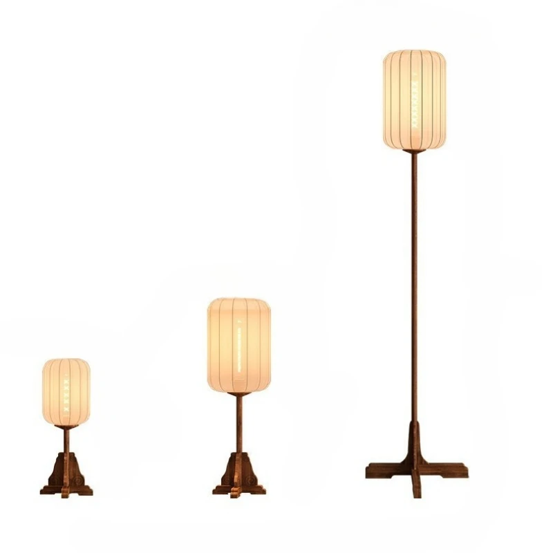 

New Chinese floor lamp Zen tea room B & B medieval style study living room bedside lamp retro solid wood fabric desk lamp
