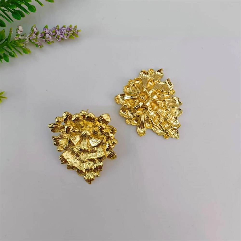 طقم مجوهرات بتصميم زهرة فاخرة من EMMA للنساء قلادة وأقراط أفريقية كبيرة لحفلات الزفاف وإكسسوارات النيجيرية