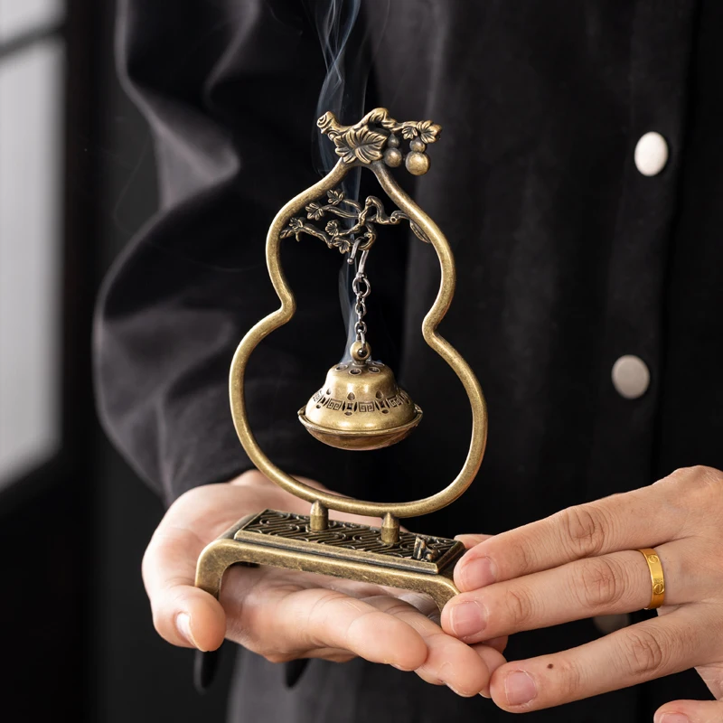 Creative Mini Aromatherapy Incense Burner, Home Indoor Tea Ceremony Decorations, Metal Calabash Shape Small Hanging Furnace, 1Pc