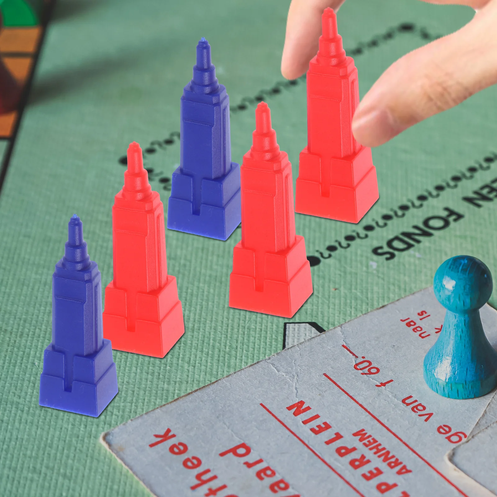 

40Pcs Board Game Building Pieces Replacement Chess Game Pawns Portable Lightweight Compact Size Bright Colors Chess Pieces