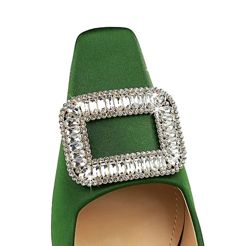 Nuove donne comode 6cm Block tacchi alti lavoro quotidiano décolleté in raso di seta Lady Luxury Metal Crystal Buckle scarpe con punta quadrata poco