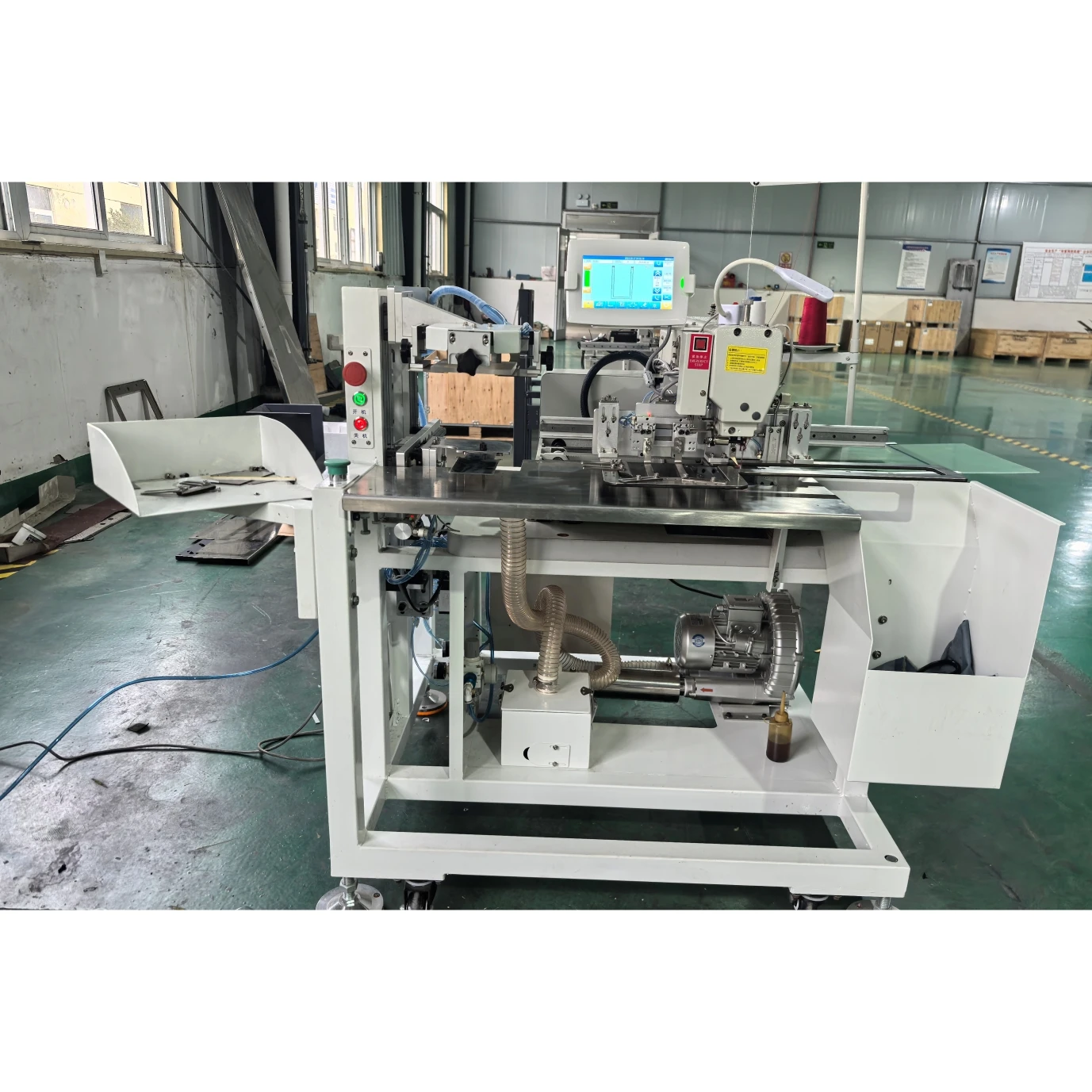 BT-1015TD  Automatic Small Coin Pocket Setter Attaching Programmable Flat-Bed Metal Single Needle Lock Stitch Motor Core