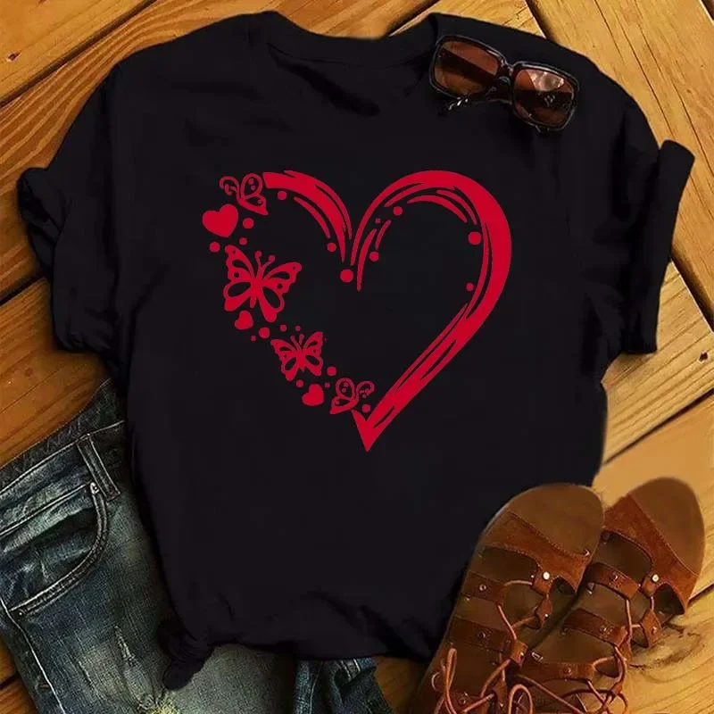 Watercolor Butterfly Heart Printed T Shirt New Women Black T Shirt Harajuku Cute Graphic Tee Shirt Ladies Casual Female Tops Tee